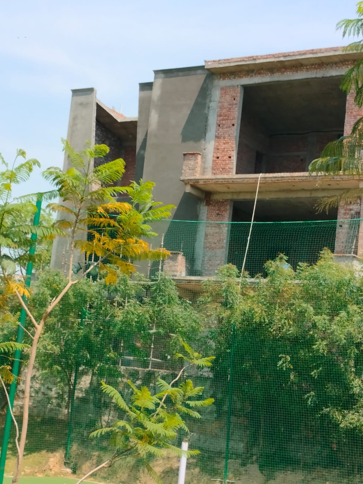Rashtriya Jagran | अवैध निर्माण का अड्डा बना डेरा मंडी; बिल्डर माफिया कर रहा...