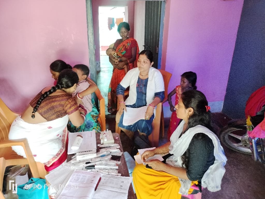 Rashtriya Jagran | लखीसराय जिले में  ‘माँ’ कार्यक्रम दे रहा स्तनपान को...